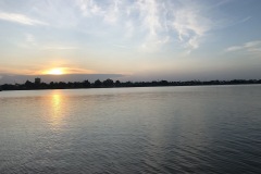 le soleil se couche sur Phnom Penh