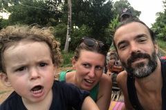 on the bamboo train! à fond!
